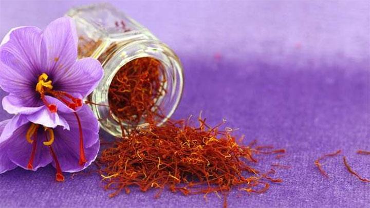 5 Barang Kecantikan yang dimaksud Menggunakan Kandungan Saffron