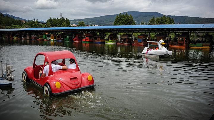 Kans Hujan Warnai Liburan Tahun Baru pada pada Bandung Raya